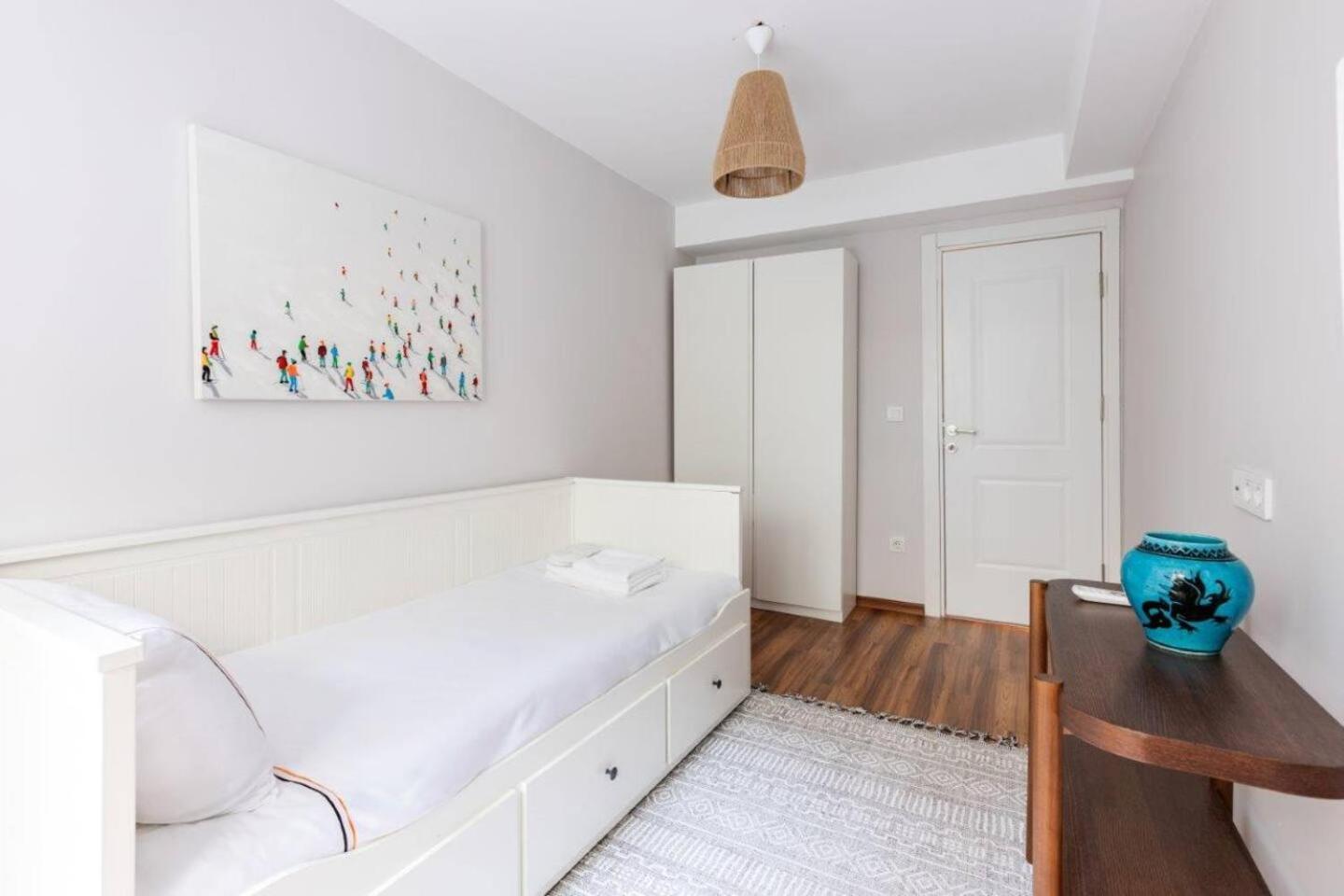 Cute Private Garden 2bd2bath Quaint Home! #366 Daire *