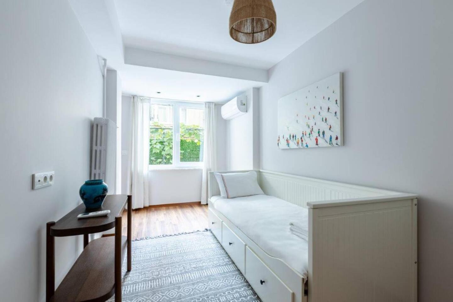 Cute Private Garden 2bd2bath Quaint Home! #366 Daire *