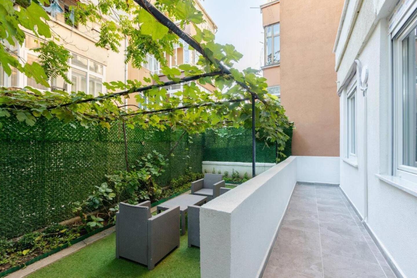 Cute Private Garden 2bd2bath Quaint Home! #366 Daire *